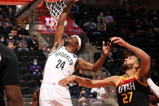 开云体育-中国官网登录入口-篮网生涯首秀狂砍23+15！10天短工得到纳什的盛赞